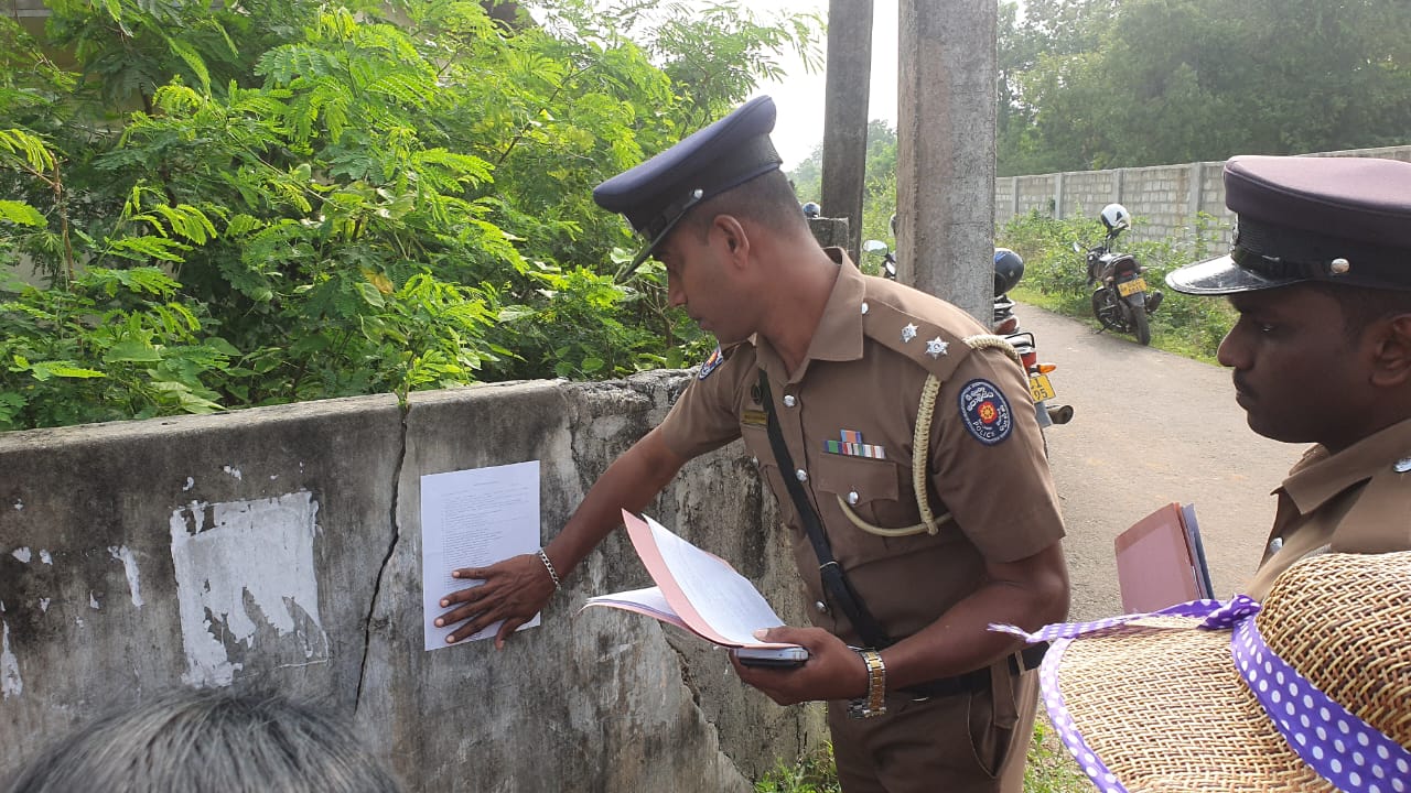 තිස්ස විහාරය අසළ උණුසුම් තත්ත්වයක් - පිරිසක් අත්අඩංගුවට (ඡායාරූප) 6 01 2