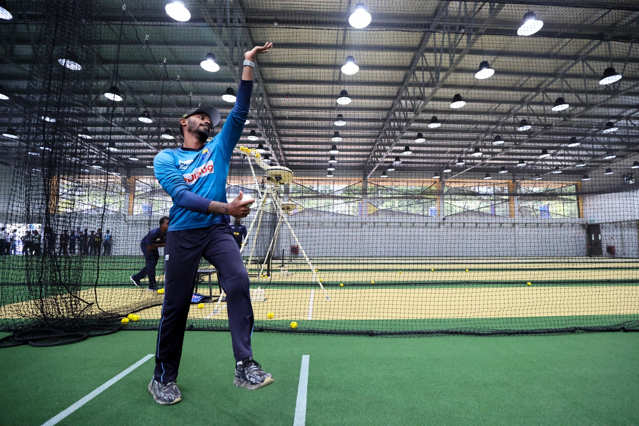 ශ්රී ලංකා ක්රිකට් ආයතනයට අති නවීන ගෘහස්ථ පුහුණු අංගනයක් (ඡායාරූප) 5 600171410 1493204122163848 7471337322940276606 n