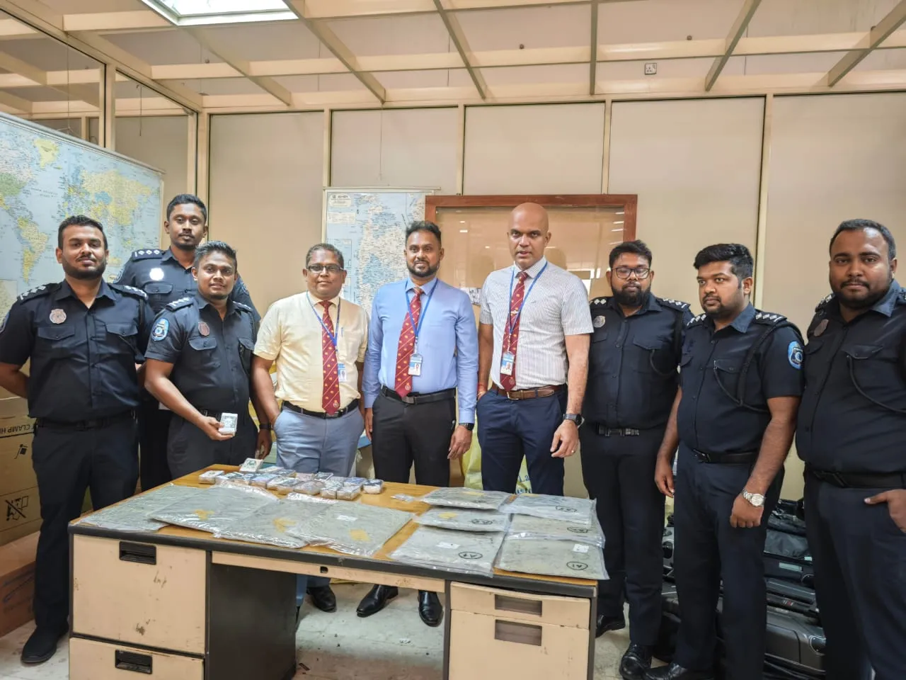 කෝටි 13කට වැඩි තවත් මත්ද්රව්ය තොගයක් ගුවන්තොටින් අල්ලයි (ඡායාරූප) 1 IMG 20260125 WA0018