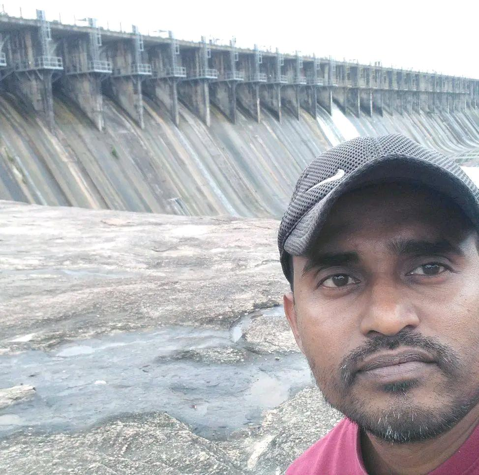 සැකකරුවෙක් සොයා ගැනීමට පොලිසිය මහජන සහය පතයි 2 image