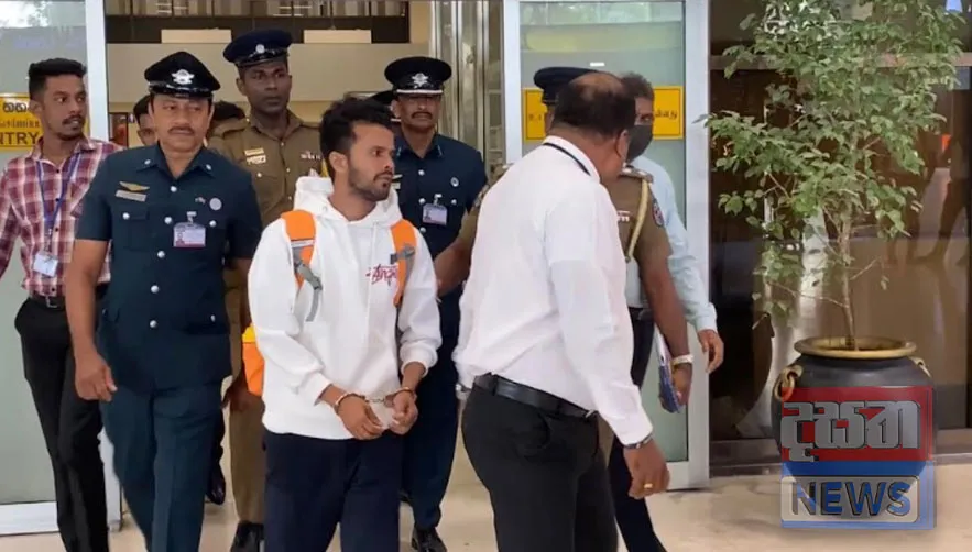 ඉන්දියාවේ සිට රැගෙන ආ පොඩි ලැසී ගාල්ල දිසා අපරාධ කොට්ඨාසයට (ඡායාරූප) 2 2 4