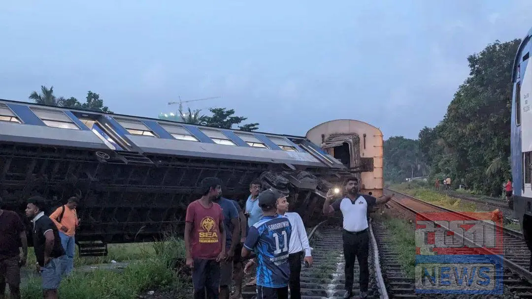 Update - වනවාසල දුම්රිය අනතුරින් තුවාල ලැබූ දහයක් ජාතික රෝහලට (ඡායාරූප) 6 9