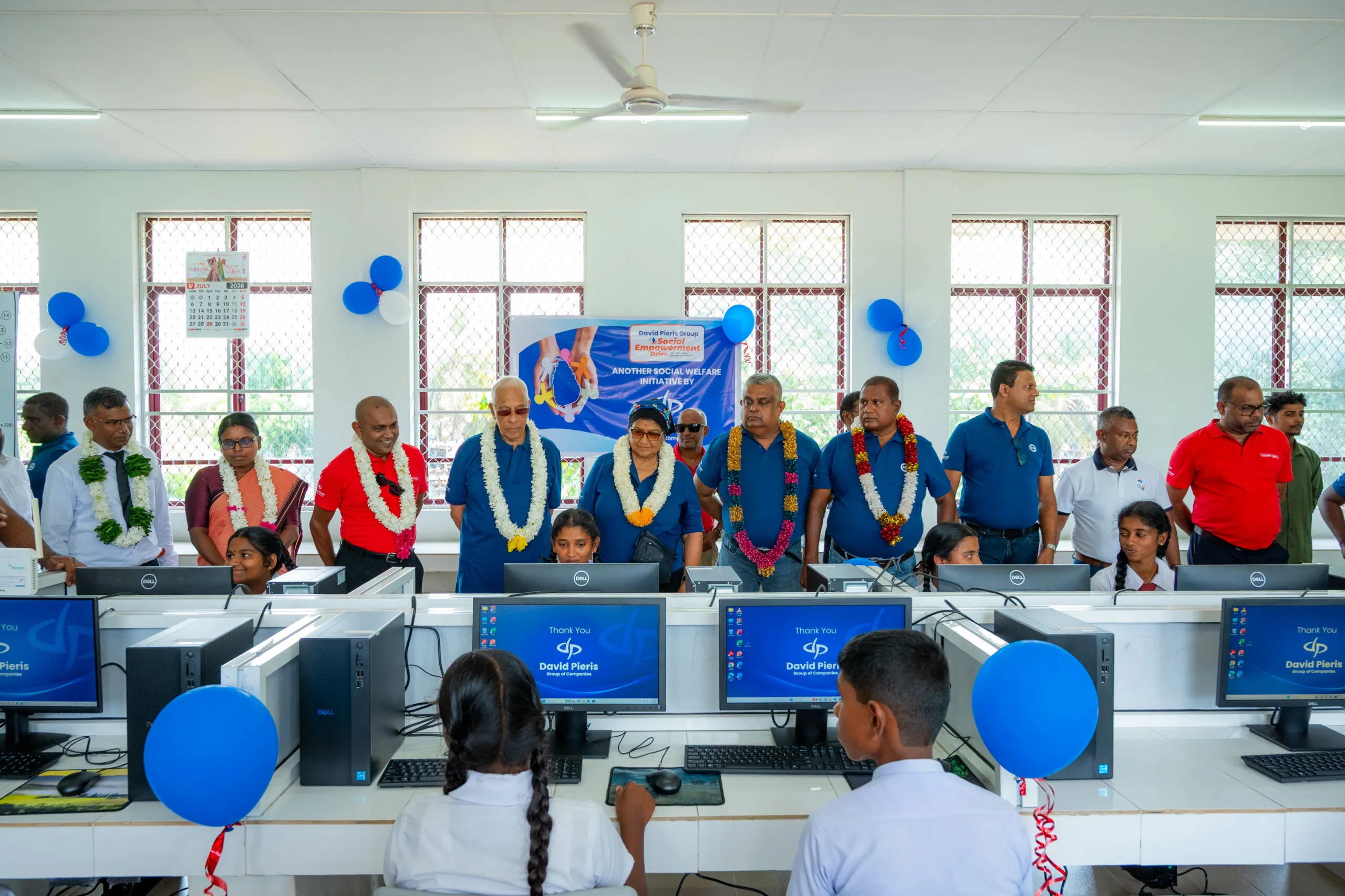 ඩේවිඩ් පීරිස් සමූහ ව්යාපාරයේ සමාජ සවිබලගැන්වීමේ වැඩසටහන මඩකලපුවෙන් ඇරඹේ 3 DSC 5379 scaled