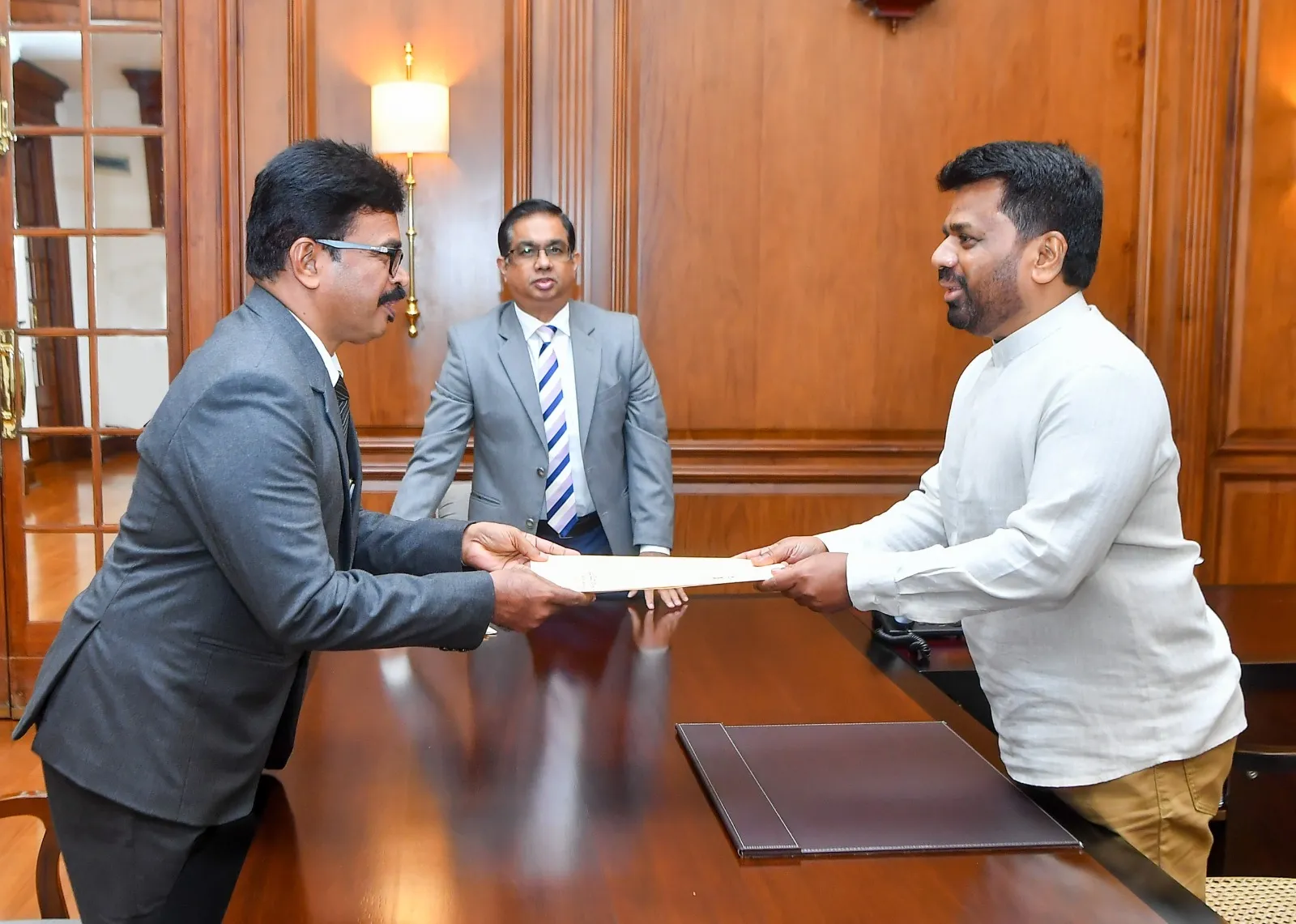 නව මහාධිකරණ විනිසුරුවරුන් තිදෙනෙක් පත් කෙරේ 2 WhatsApp Image 2026 09 23 at 10.48.13 AM 1